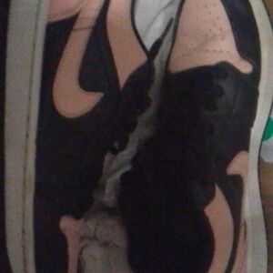 Air Jordan 1 Low 'Crimson Tint'